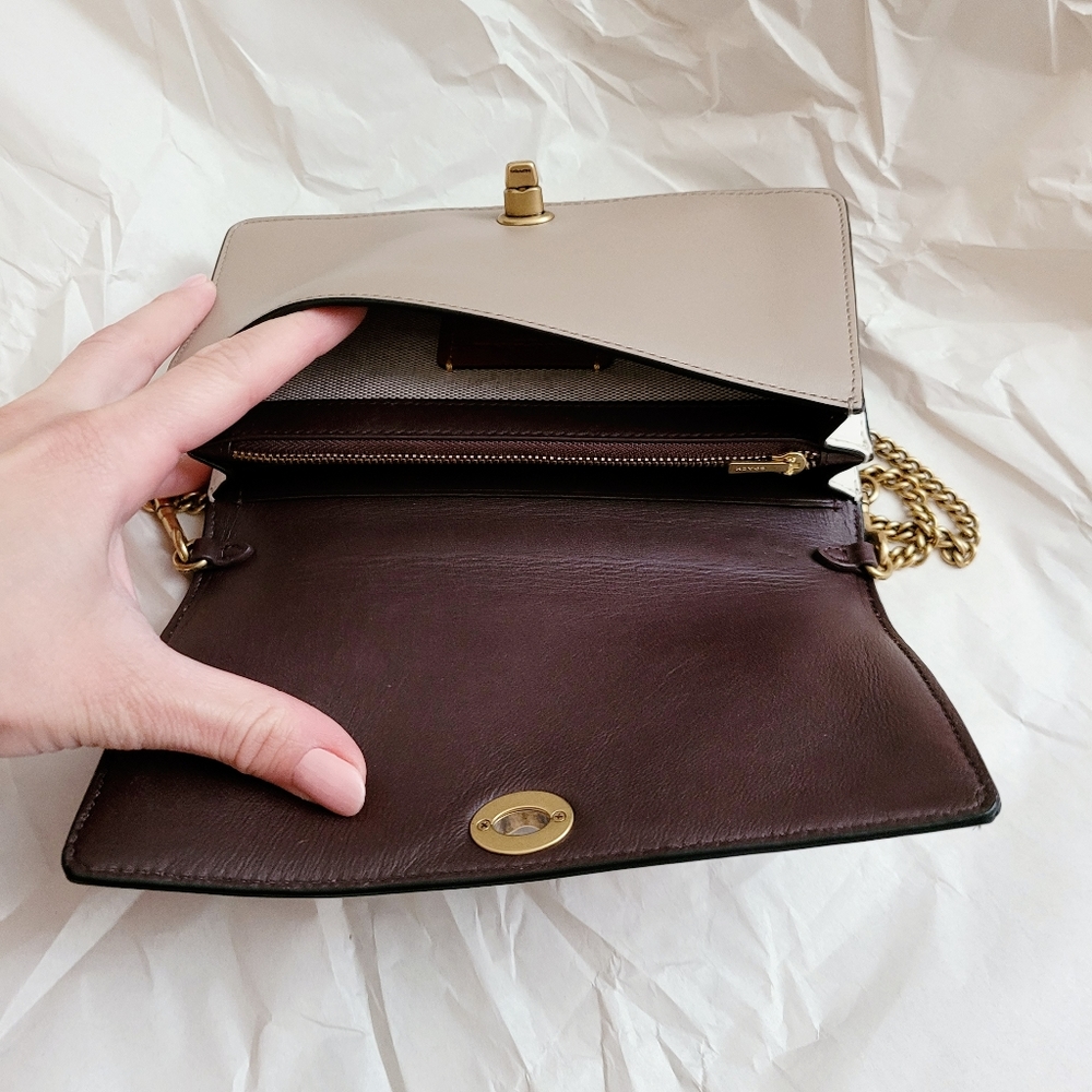 COACH  Riley Chain Clutch In Colorblock WALLET ON CHAIN - Picture 9 of 16